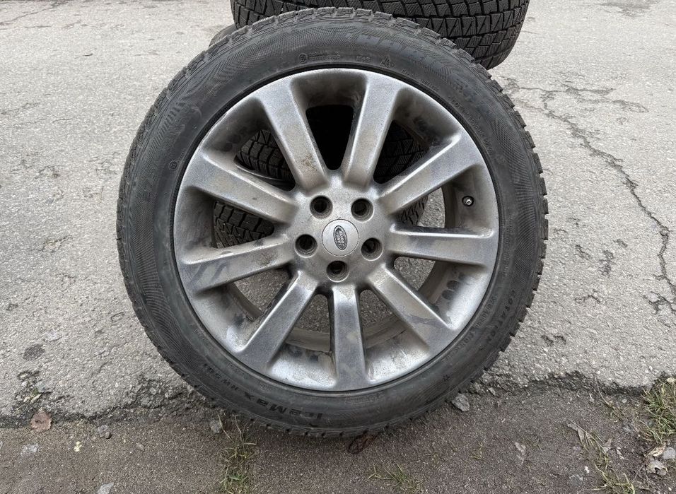 Продам оригинальные диски Range Rover R20