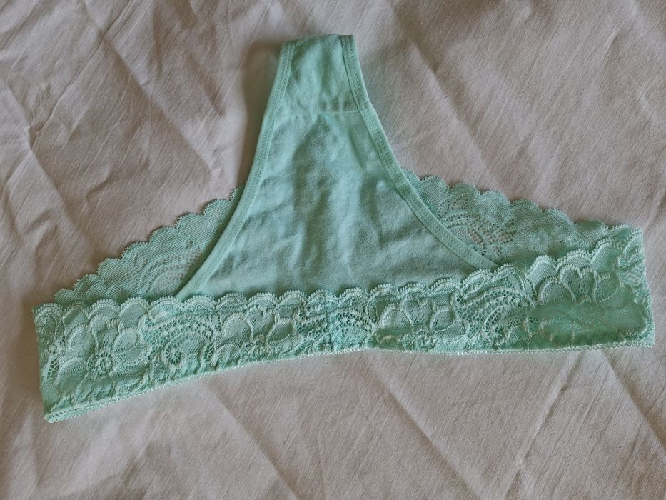 Stringi damskie rozm. M