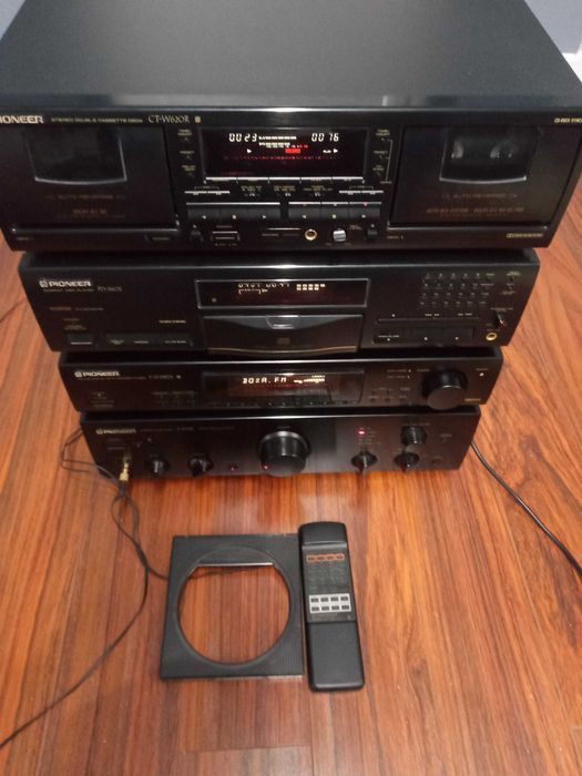 Wieza Pioneer 4 elemęty