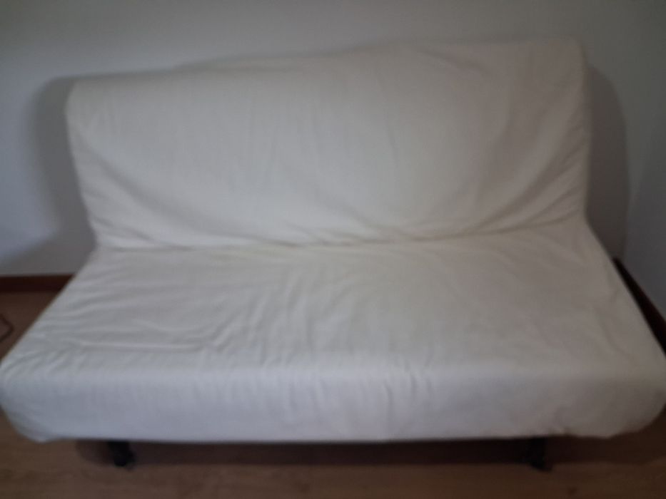 Sofá-cama ikea com capa
