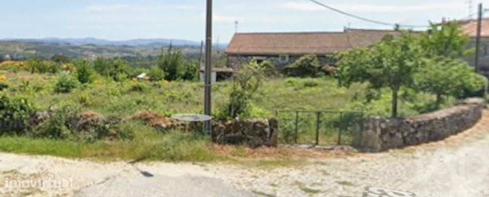 Land Plot in Bouçoães