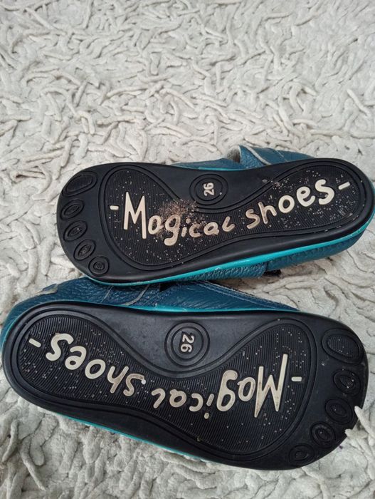 Buty chłopięce roz.26.+. 2 pary gratis