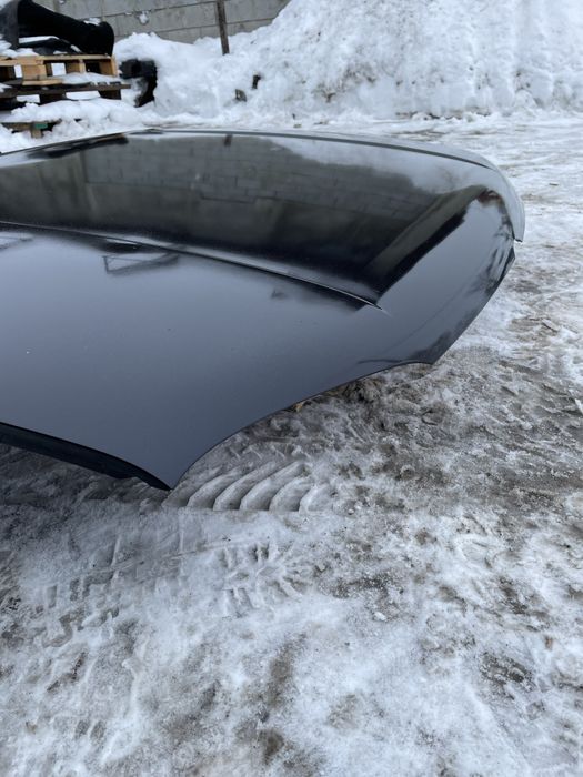 Чорний капот Volkswagen Golf 4Гольф 4 98-05 цілий без ржі