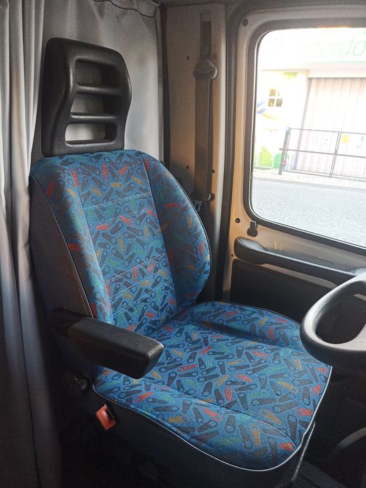 Excelente autocaravana, ano 2002 nacional 1.9 TD com 92000 km economic