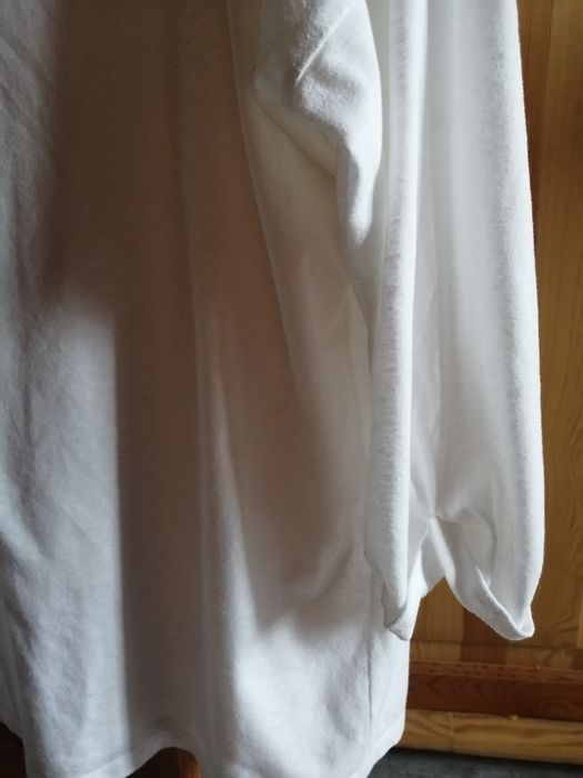 Biała bluzka z rękawkiem 3/4