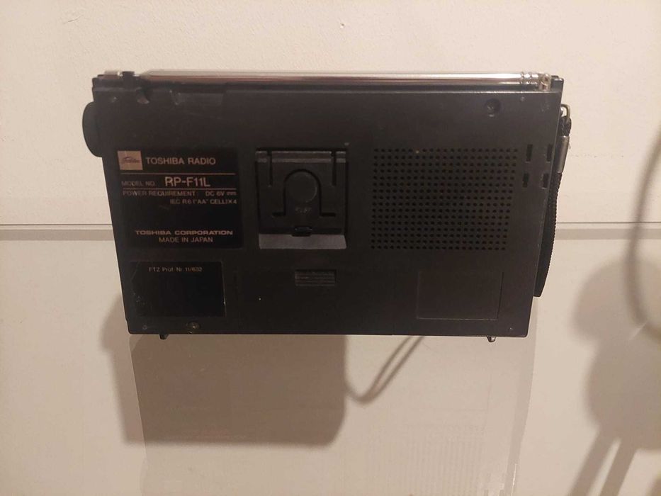 Rádio Toshiba RP-F1L