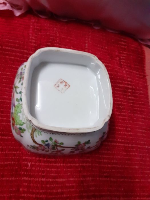 Taça Oriental Antiga
