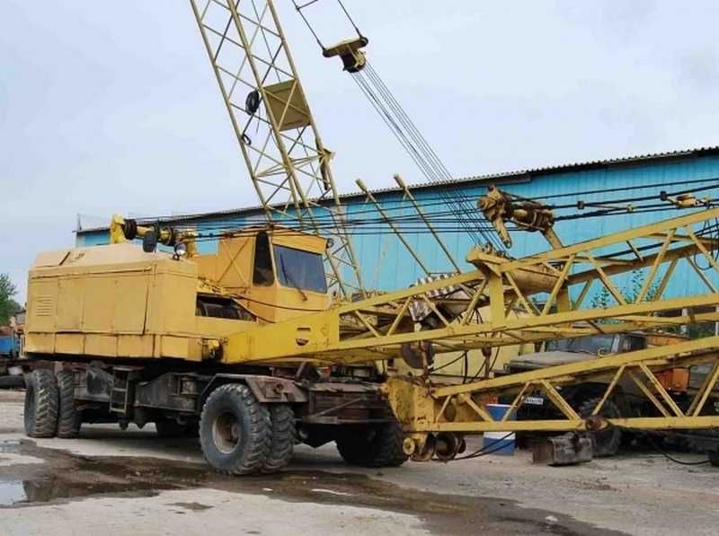 Дизель-електричний кран КС-5363ВРДК160КС-8165МКГ25кб403гт183гт185