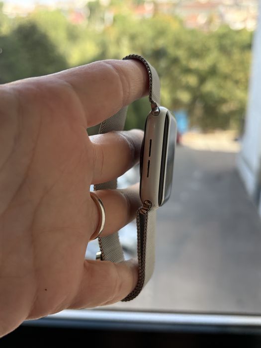 Apple Watch Series 5 44 mm GPS – 120 €