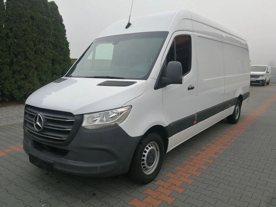 Mercedes-Benz Sprinter  Sprinter Max