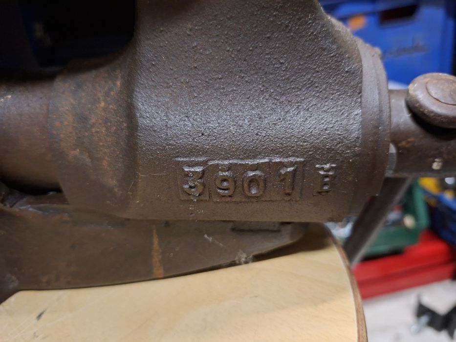 Imadło zabytkowe 100mm obrotowe 3901 B