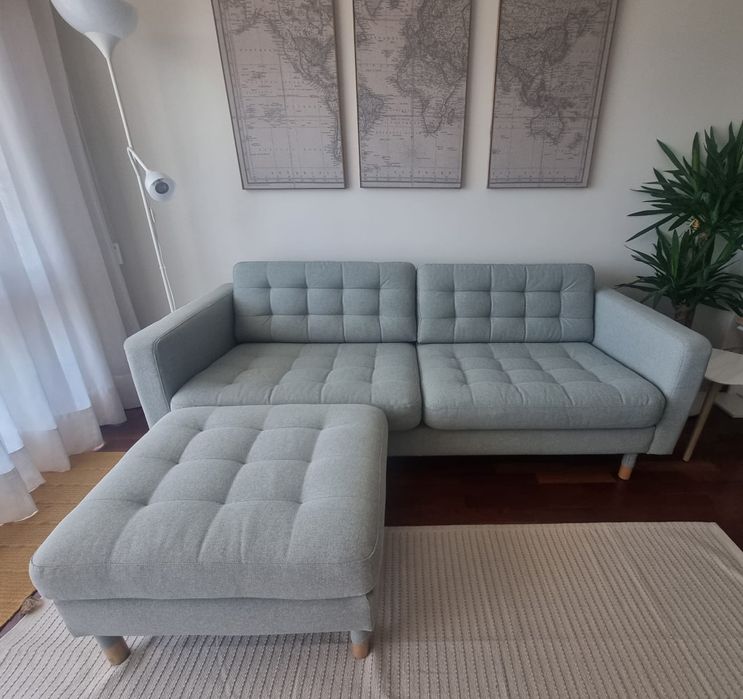 Sofá de 3 lugares verde claro