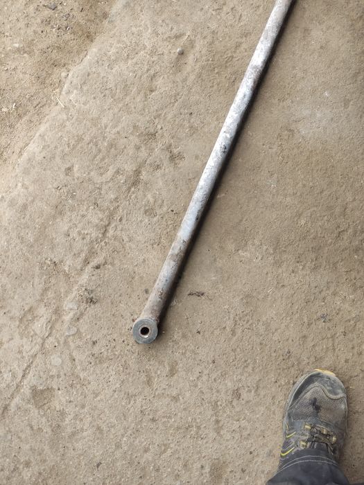 Panhard drążek panharda Mitsubishi Pajero 2