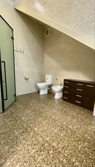 Продам  таунхаус з окремим двором,рн Таращанський.