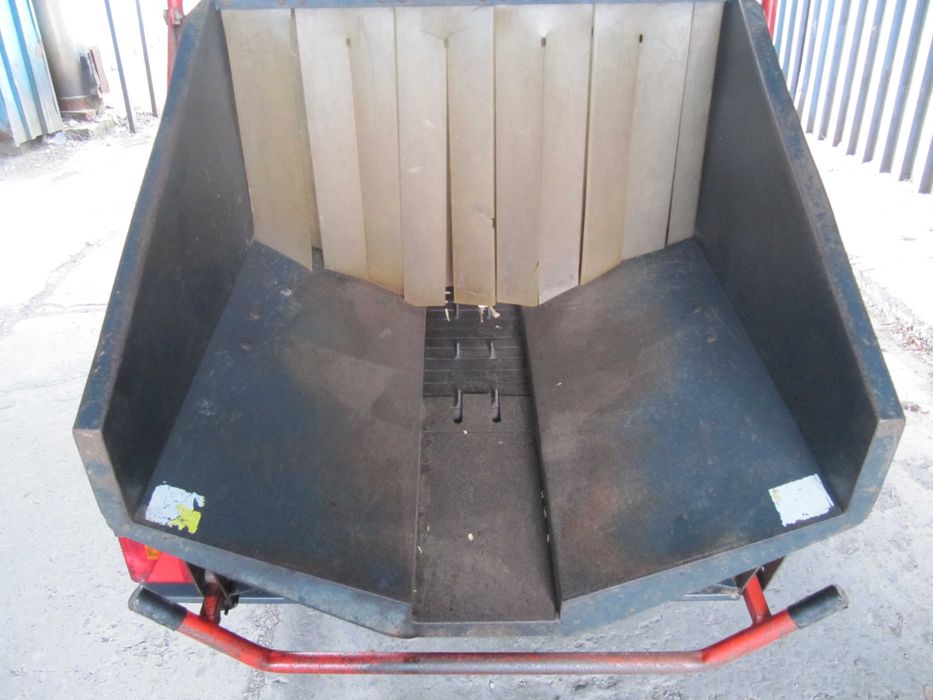 Rębak Kruszarka Rozdrabniacz BUGNOT 3 cyl. Diesel Zarejestrowany