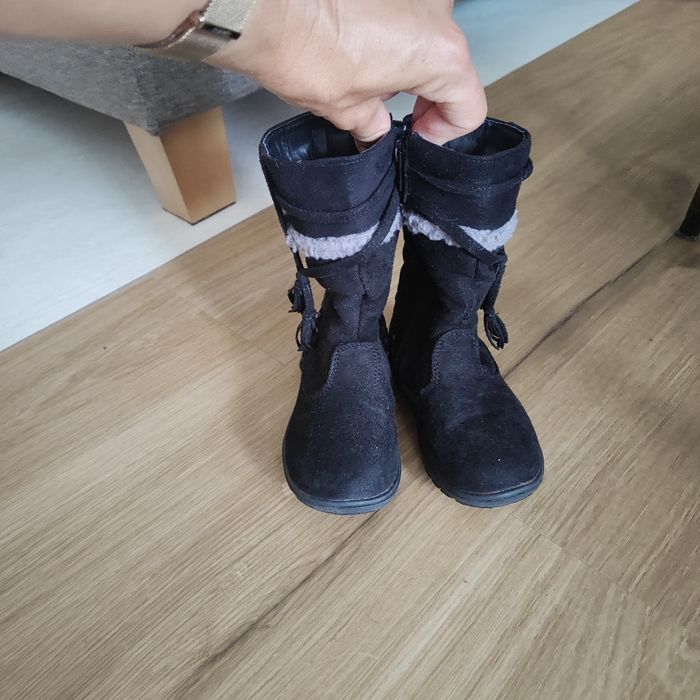 Botki dla dziewczynki 24