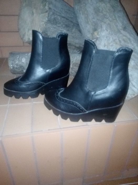 Botas