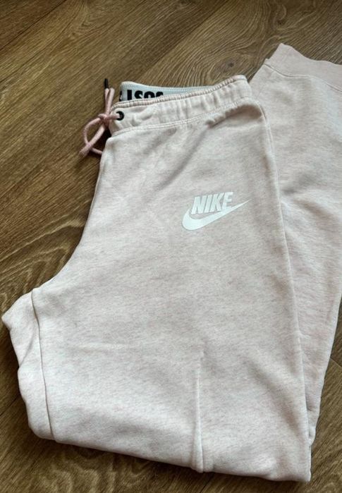 Штани жіночі фірмові