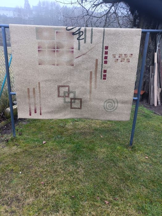 Dywan  290cm x 200cm.
