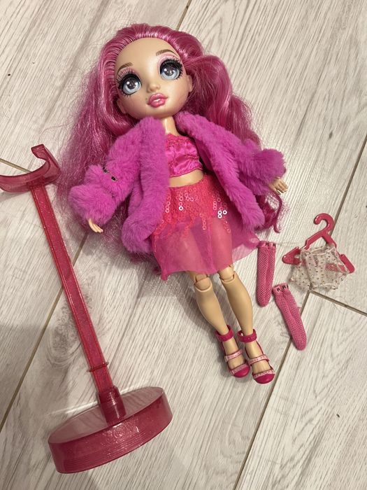 Lalka Rainbow High Junior modowa Stella Monroe