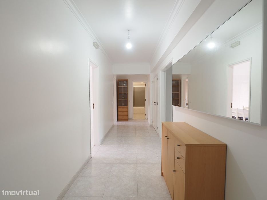 Apartamento T3 com terraço - Idanha