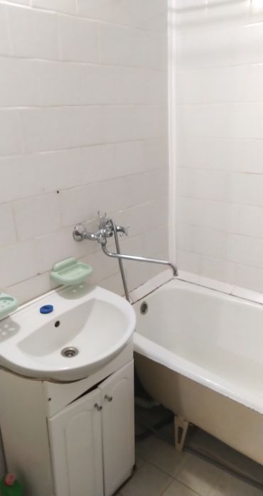 Здам 2-кімнатну квартиру (+ комунальні), перемоги 22, 3 поверх