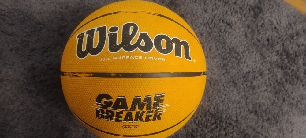 М'яч баскетбольных 6