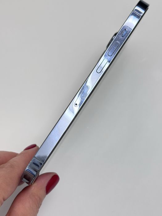 Продаю Iphone 13Pro 128GB.