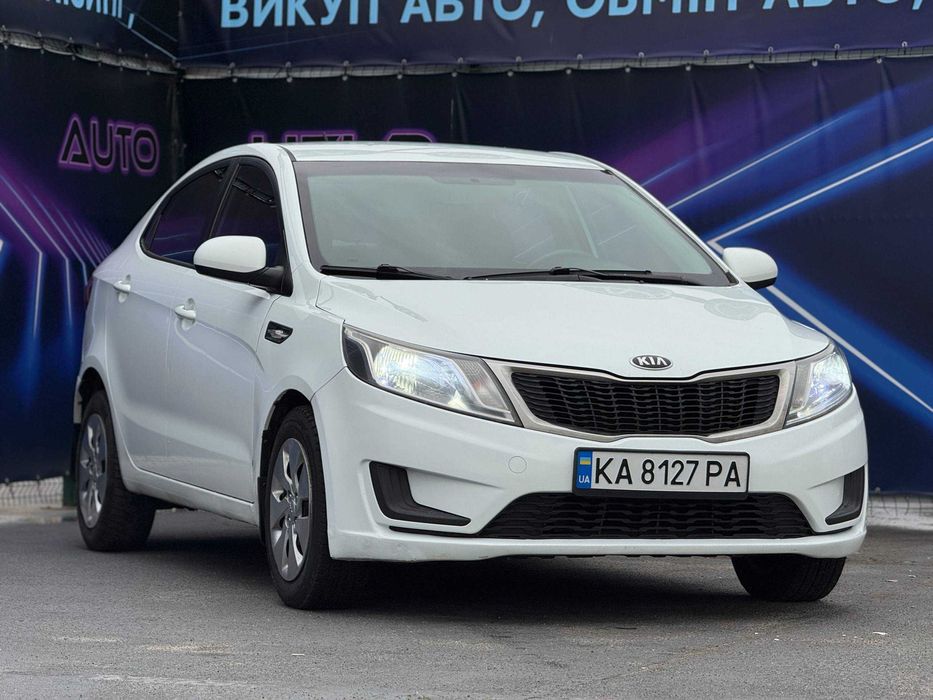 Kia Rio 2013, 1.4 газ/бензин, автомат
