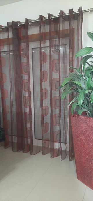 Cortinados e barões em inox