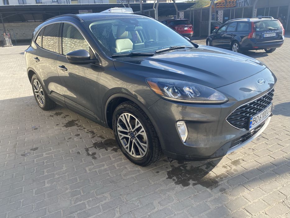 Ford Escape автомобіль