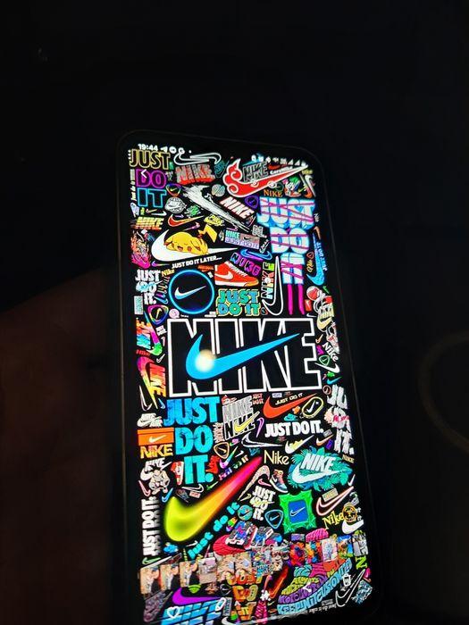 Продам Samsung s23 fe
