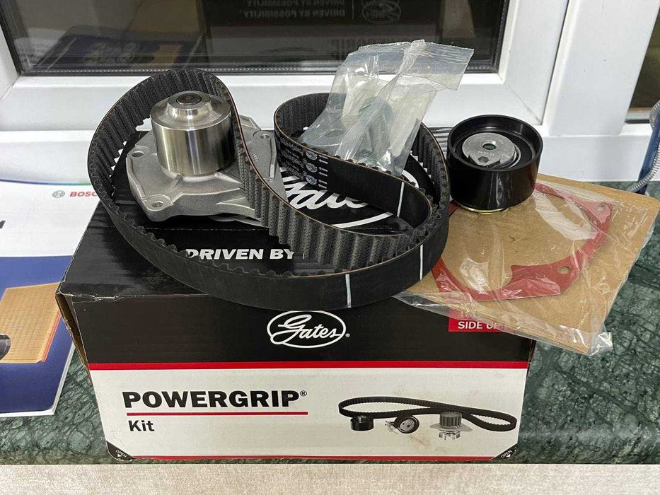 Комплект ГРМ з помпою для 1.5 dci