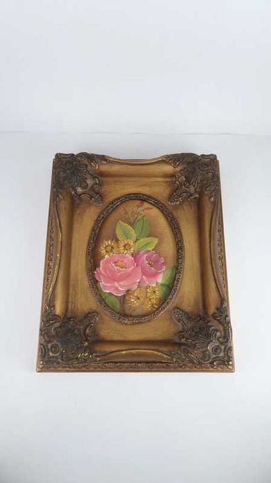 Moldura em talha dourada com pintura manual