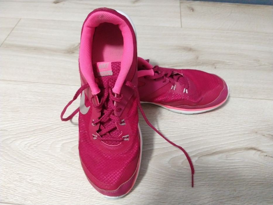 Кросівки Nike 27.5 см