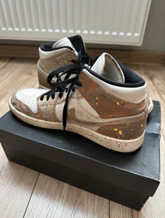 Nike Air Jordan 1 MID SE