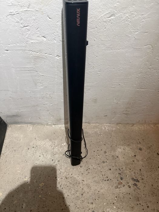 Soundbar glosnik pod telewizor