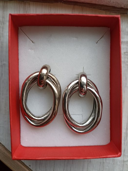 Сережки, женские