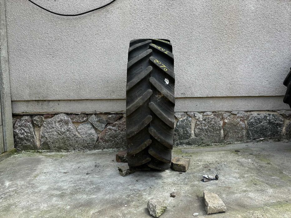 Opona Rolnicza 320/70/24 320/70R24 11.2R24 11.2/24 TAURUS POINT 70 90%