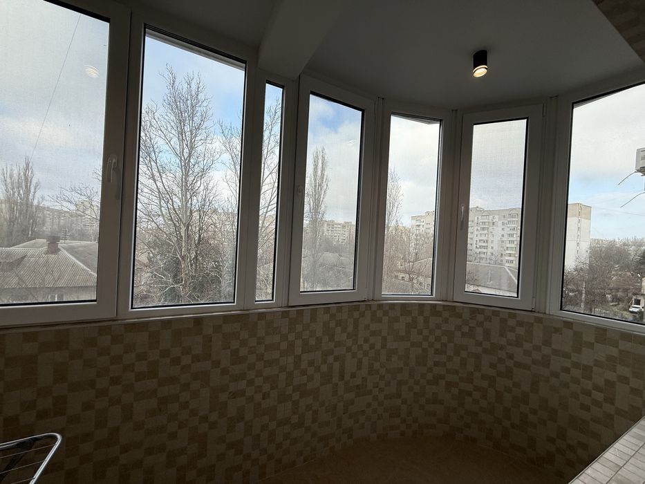 Продажа  стильной 3 ки в новом доме в центре
