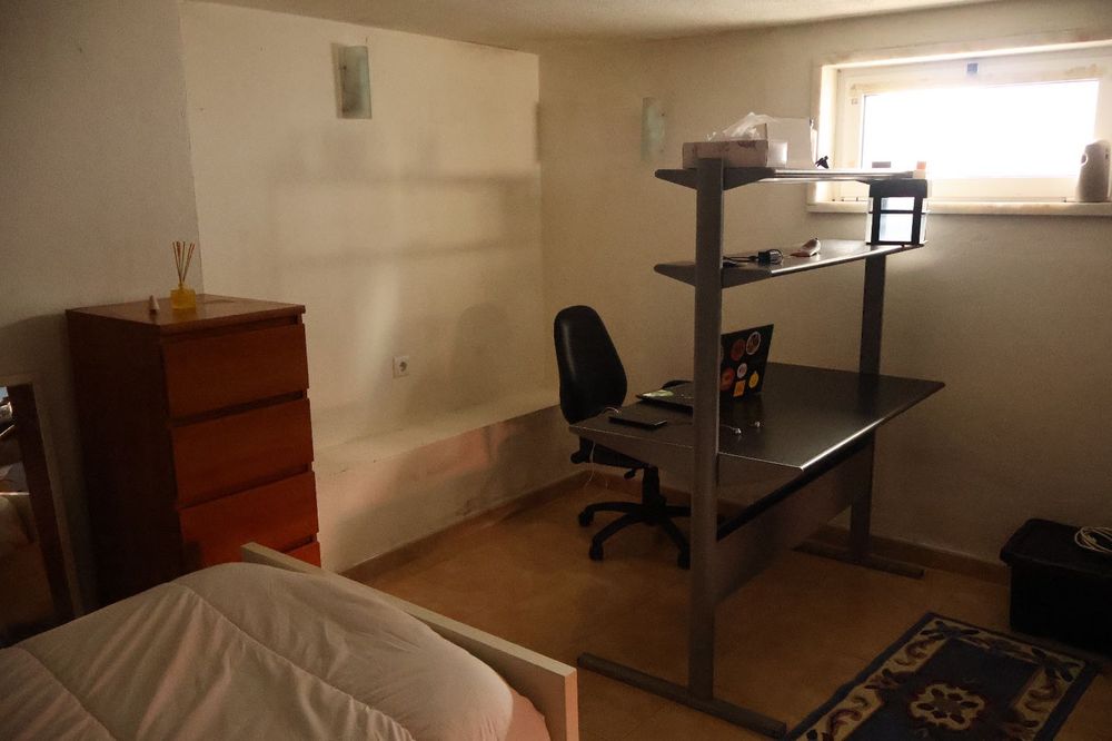 Quarto estúdio para estudantes universitários