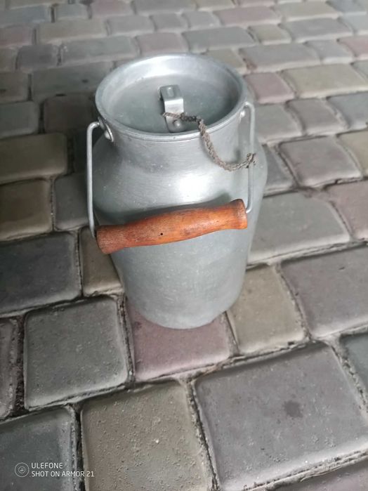 Бідончик з кришкою