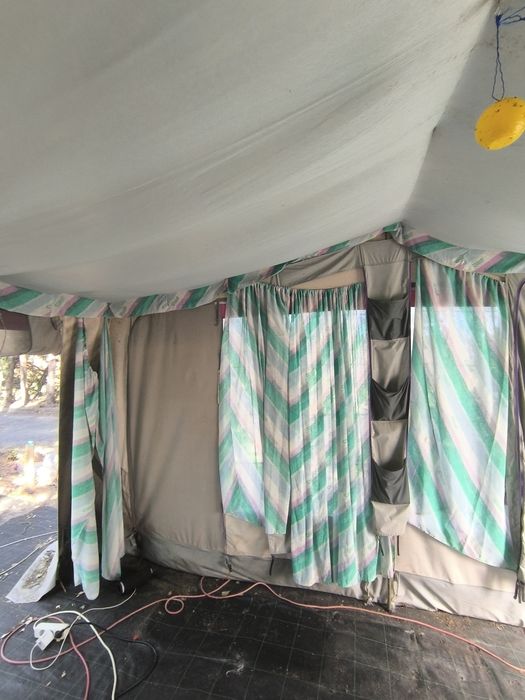 Auto tenda usada