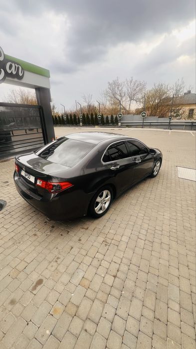 Продам  Хонду аккорд  2008 газ бензин