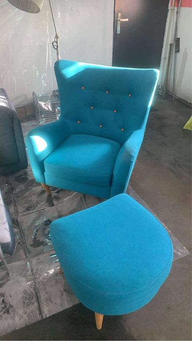 Fotel uszak z podnóżkiem