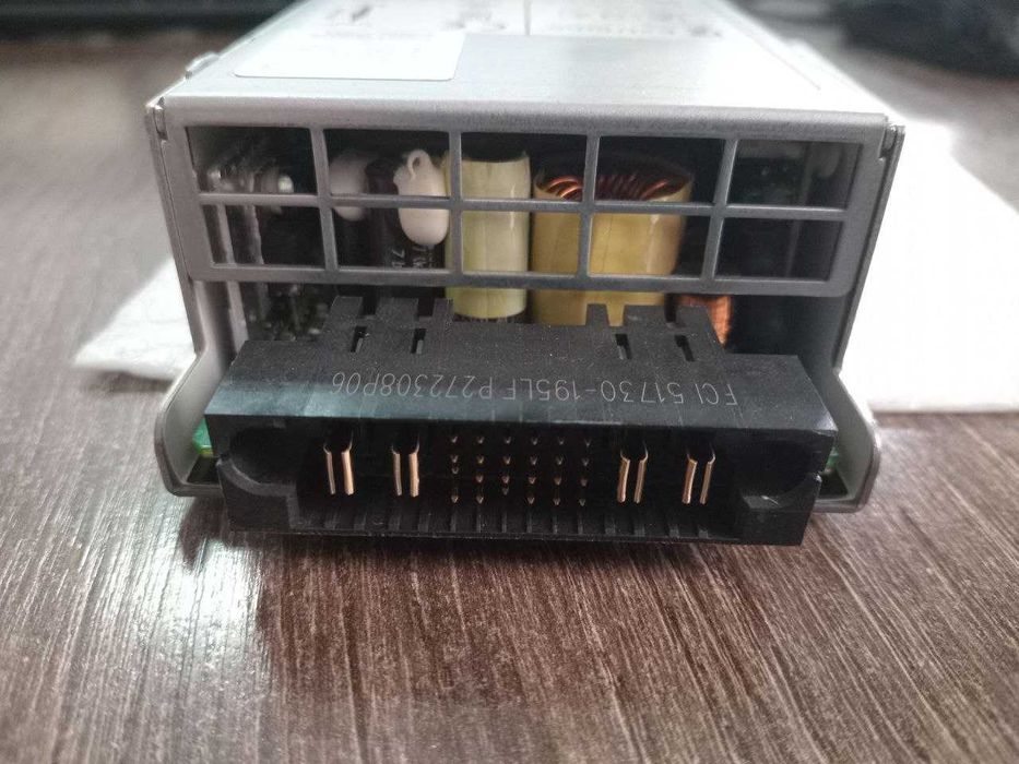 Блок живлення Extreme Networks 10943 Summit 300W AC PSU BF