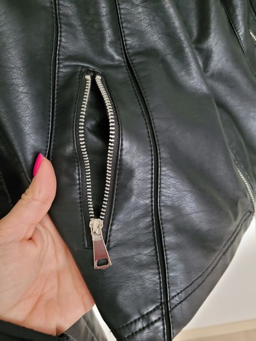 Kurtka Skóropodobny rozm M Butik Escandelle