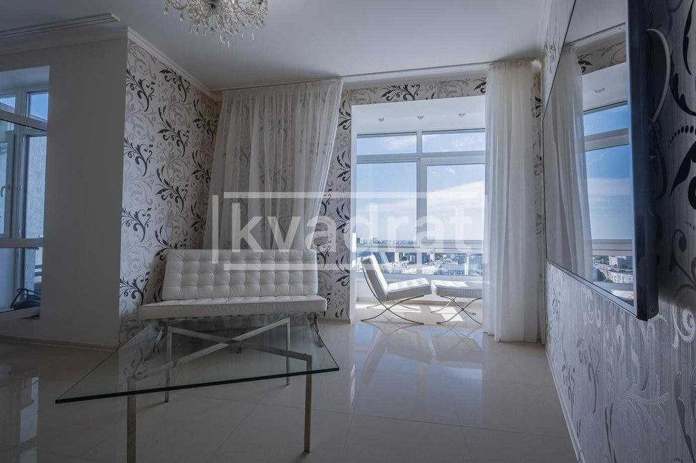 Оренда 2к квартири 67м2 ЖК "Панорама на Печерську" вул. Коновальца 44А