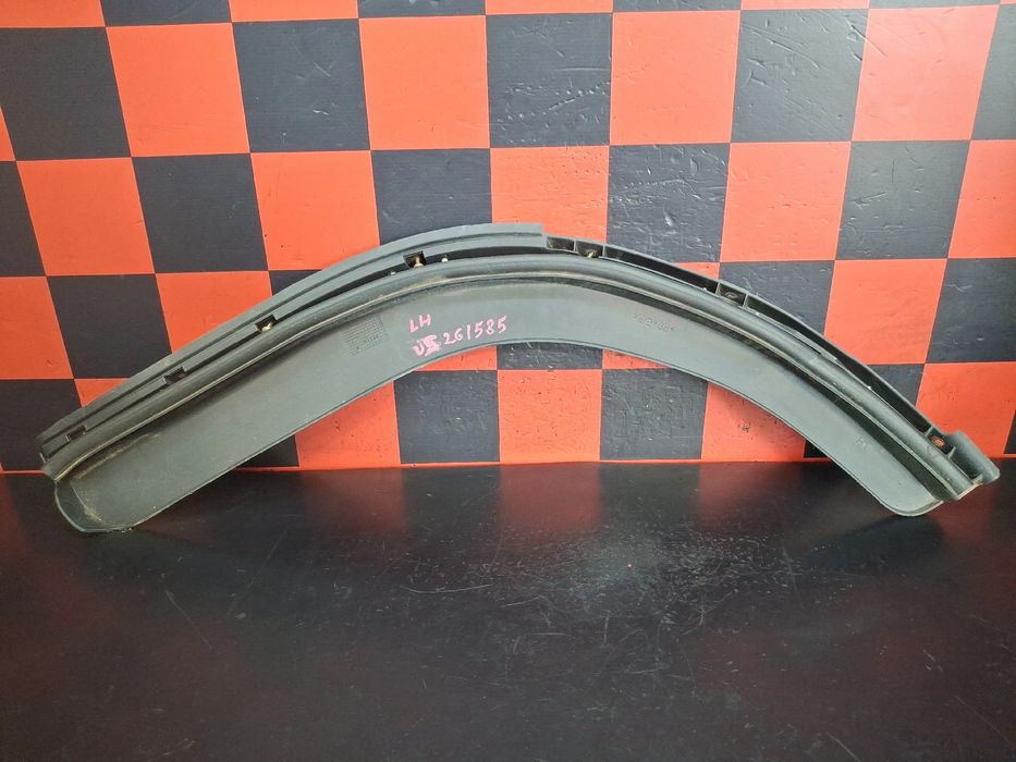 Friso da porta frente esquerda MITSUBISHI Canter (FE5, FE6) VI