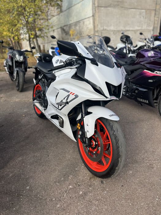 Японський мотоцикл Сузуки Suzuki з Японії